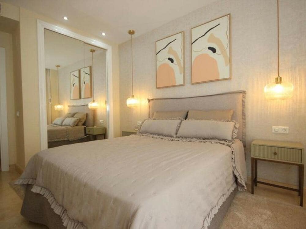 3 slaapkamer Appartement te huur in Marbella met zwembad garage - € 3.000 (Ref: 9290917)