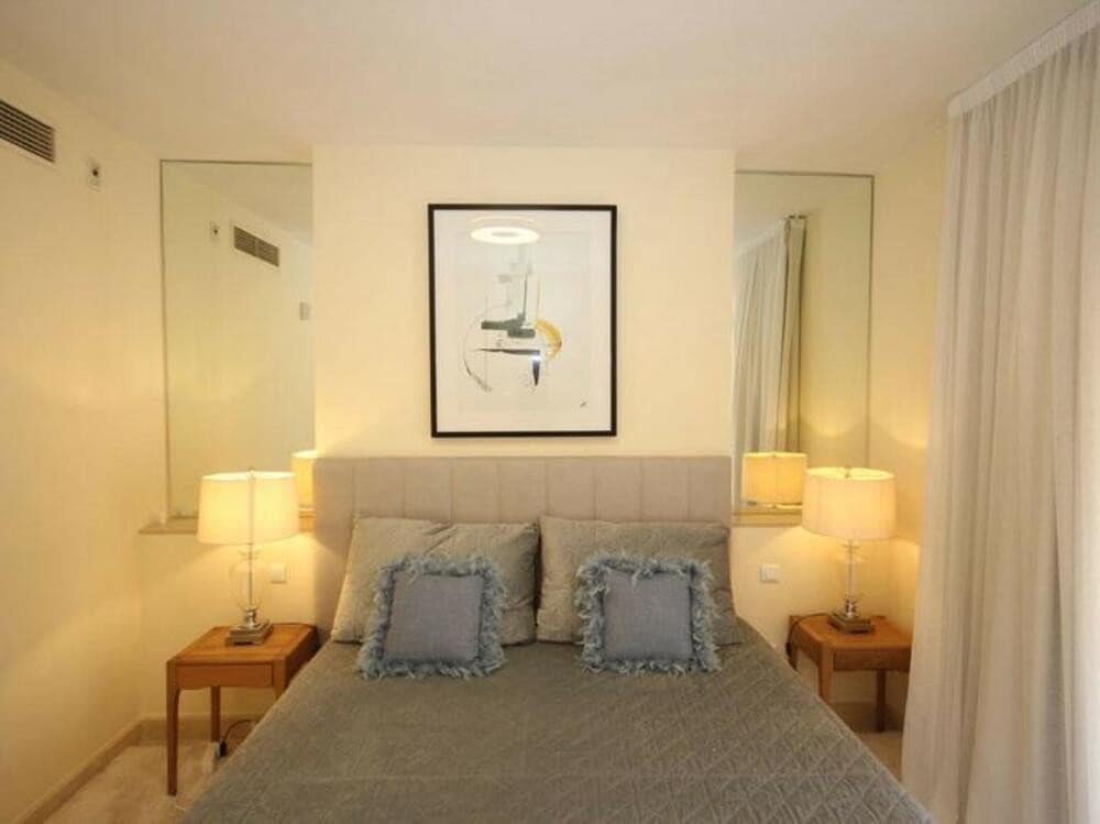 3 slaapkamer Appartement te huur in Marbella met zwembad garage - € 3.000 (Ref: 9290917)