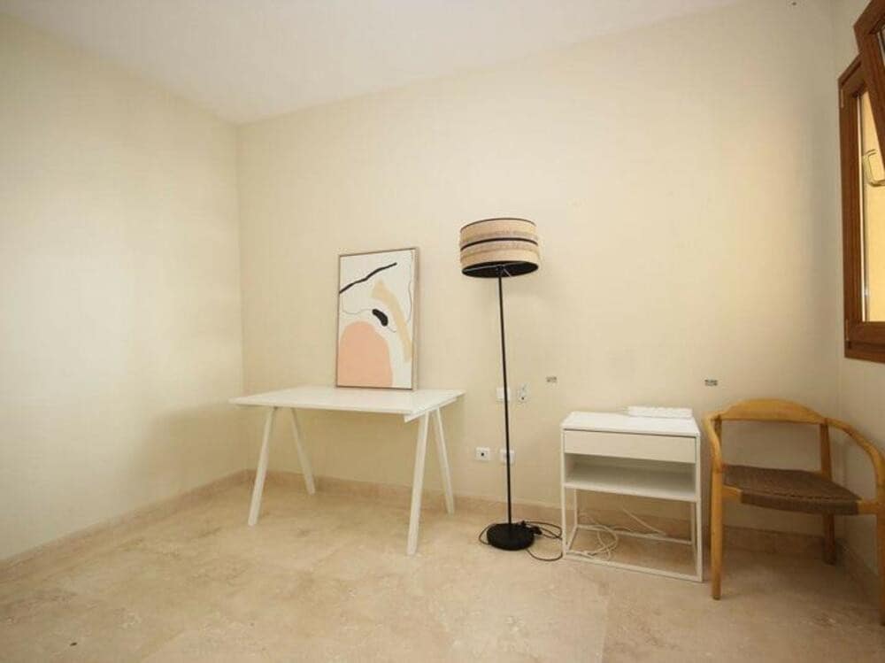 3 slaapkamer Appartement te huur in Marbella met zwembad garage - € 3.000 (Ref: 9290917)