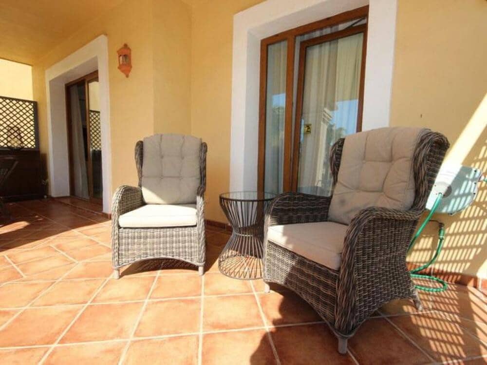 3 slaapkamer Appartement te huur in Marbella met zwembad garage - € 3.000 (Ref: 9290917)