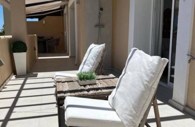 4 bedroom Penthouse for rent in Los Arqueros, Benahavís with pool garage - € 4,000 (Ref: 9296605)