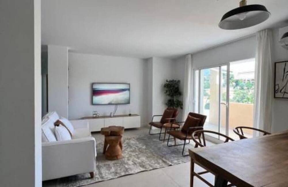 4 soveværelse Penthouse til leje i Los Arqueros med swimmingpool garage - € 4.000 (Ref: 9296605)