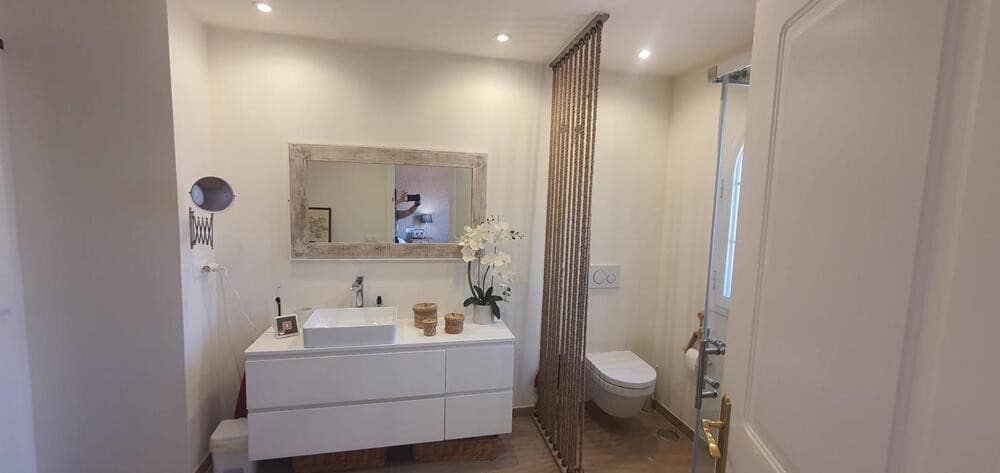 4 sypialnia Dom do wynajęcia w Marbella z basenem garażem - 4 500 € (Ref: 9303021)