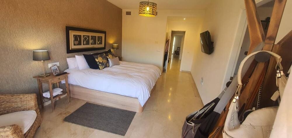 4 sypialnia Dom do wynajęcia w Marbella z basenem garażem - 4 500 € (Ref: 9303021)