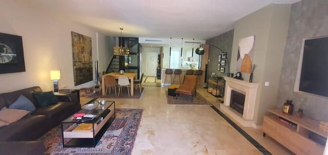 4 sypialnia Dom do wynajęcia w Nagüeles Alto, Marbella z basenem garażem - 4 500 € (Ref: 9303021)