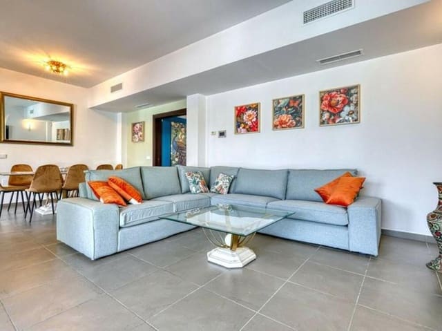 4 makuuhuone Paritalo vuokrattavana paikassa Valle Romano Golf, Estepona mukana uima-altaan - 4 000 € (Ref: 9303022)