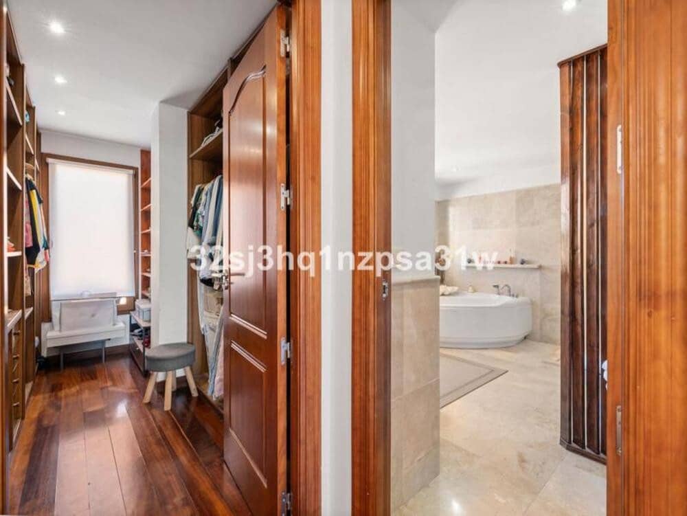 Ático de 4 habitaciones en Saladillo-Benamara en venta con piscina garaje - 780.000 € (Ref: 9303023)