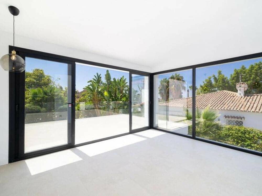 4 sypialnia Willa na sprzedaż w San Pedro de Alcantara z basenem garażem - 2 650 000 € (Ref: 9303024)