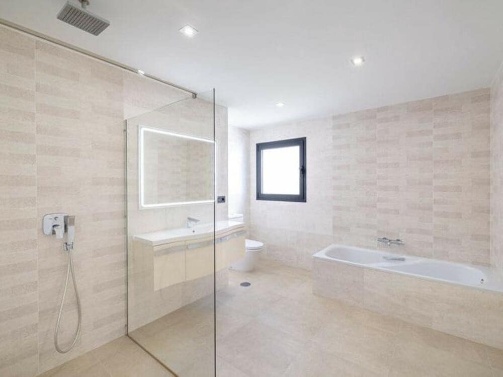 4 sypialnia Willa na sprzedaż w San Pedro de Alcantara z basenem garażem - 2 650 000 € (Ref: 9303024)