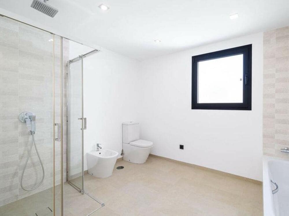 4 sypialnia Willa na sprzedaż w San Pedro de Alcantara z basenem garażem - 2 650 000 € (Ref: 9303024)