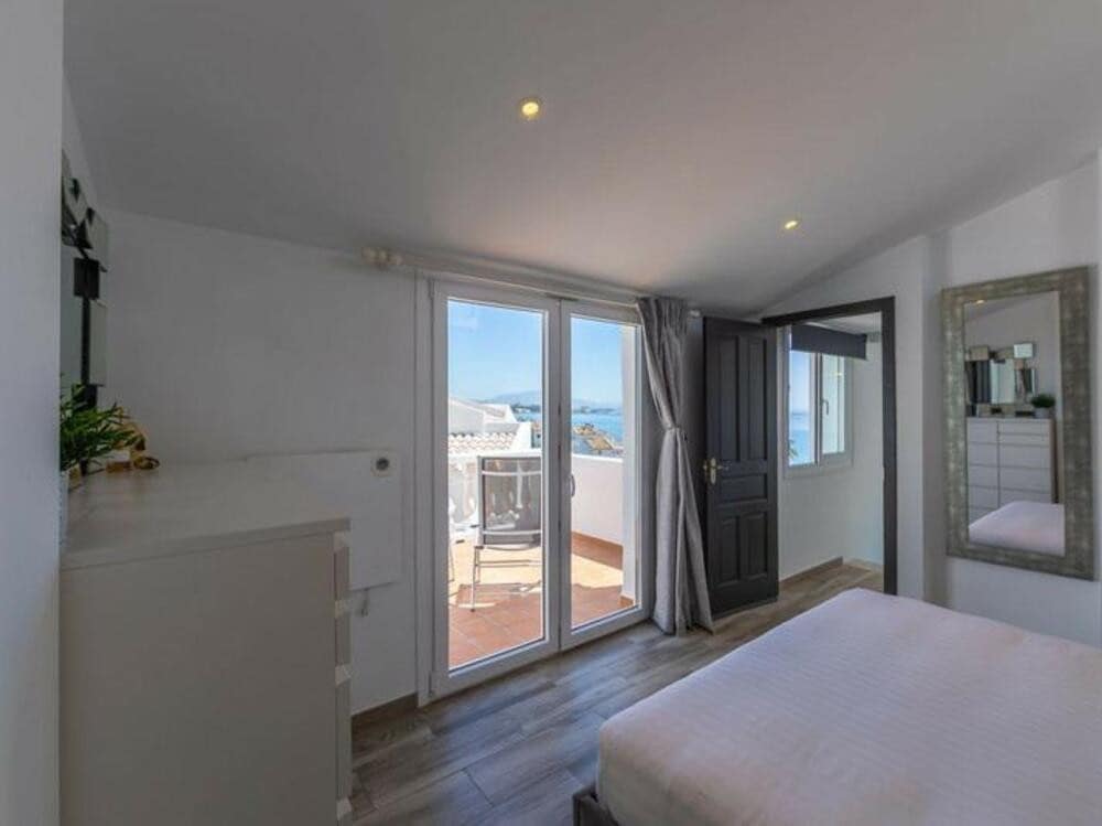 3 bedroom Villa for sale in Bahia Dorada with pool garage - € 750,000 (Ref: 9303026)