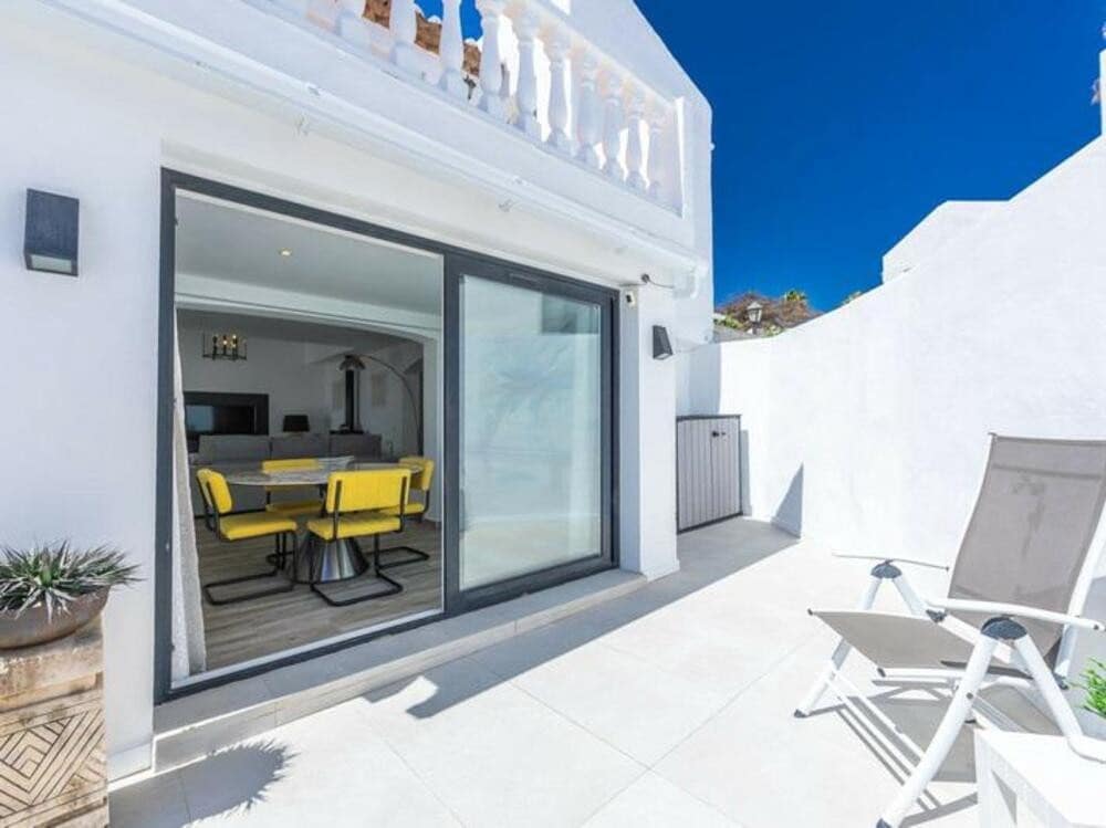 3 bedroom Villa for sale in Bahia Dorada with pool garage - € 750,000 (Ref: 9303026)