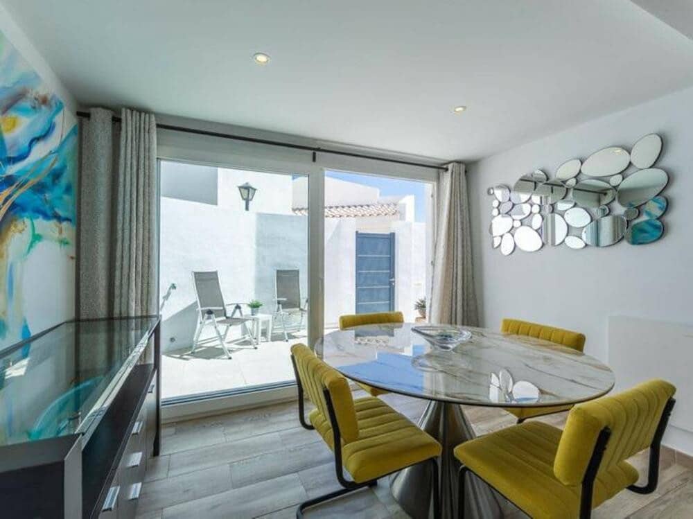 3 bedroom Villa for sale in Bahia Dorada with pool garage - € 750,000 (Ref: 9303026)