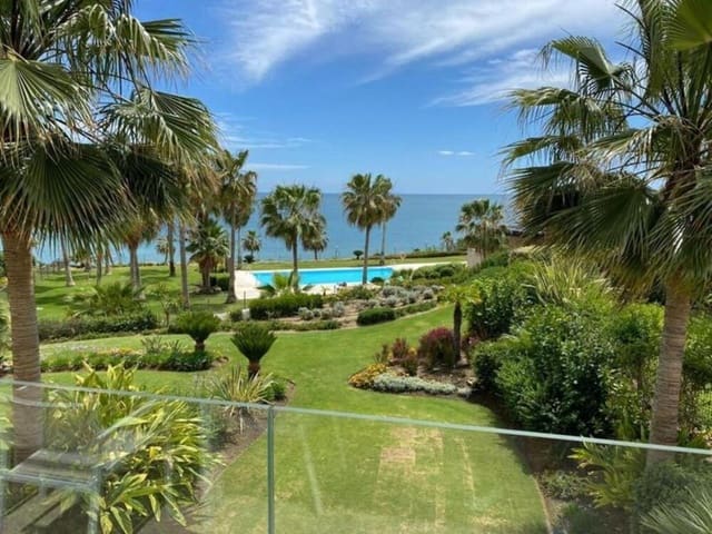 3 quarto Penthouse para venda em Centro, Estepona com piscina garagem - 1 395 000 € (Ref: 9310411)
