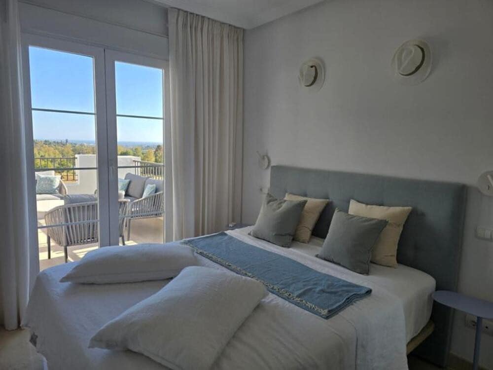 2 makuuhuone Huoneisto vuokrattavana paikassa Benahavis mukana uima-altaan 
autotalli - 2 300 € (Ref: 9310413)