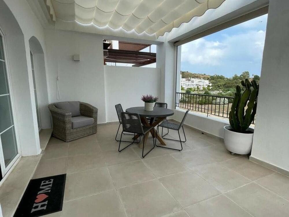 2 makuuhuone Huoneisto vuokrattavana paikassa Benahavis mukana uima-altaan 
autotalli - 2 300 € (Ref: 9310413)