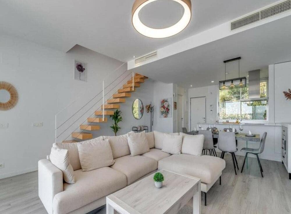 3 soveværelse Byhus til leje i Benahavis med swimmingpool garage - € 3.500 (Ref: 9317148)