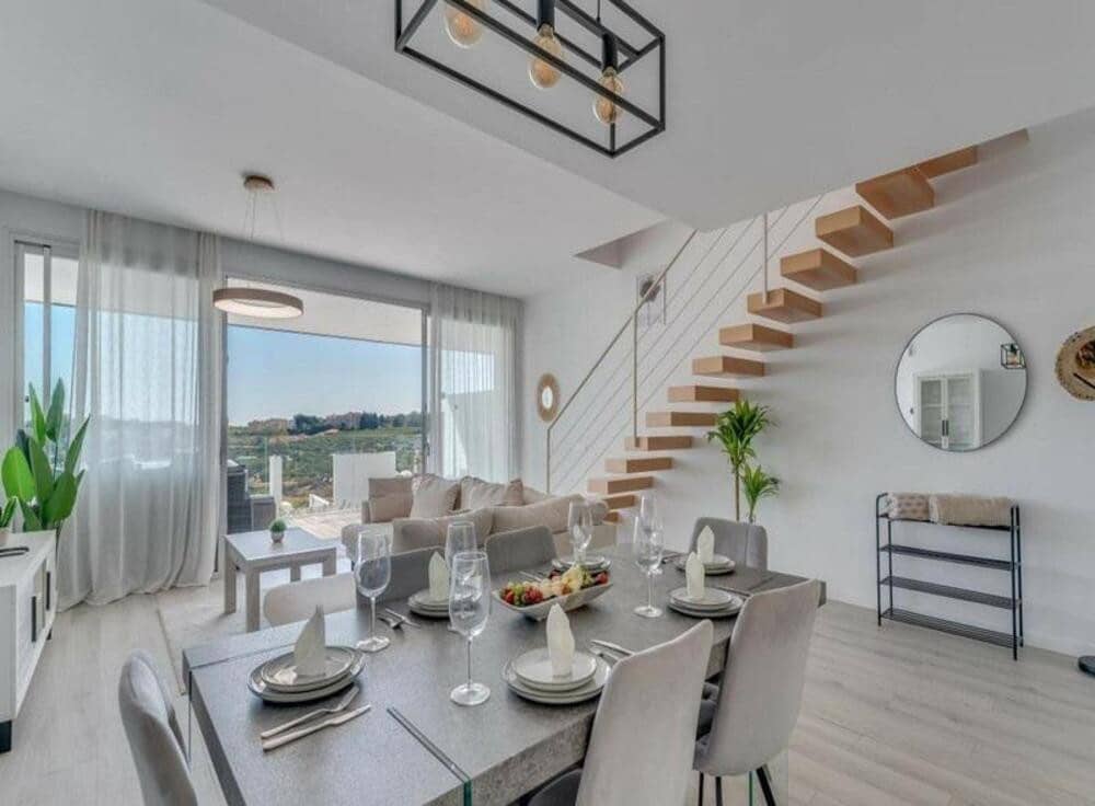 3 soveværelse Byhus til leje i Benahavis med swimmingpool garage - € 3.500 (Ref: 9317148)