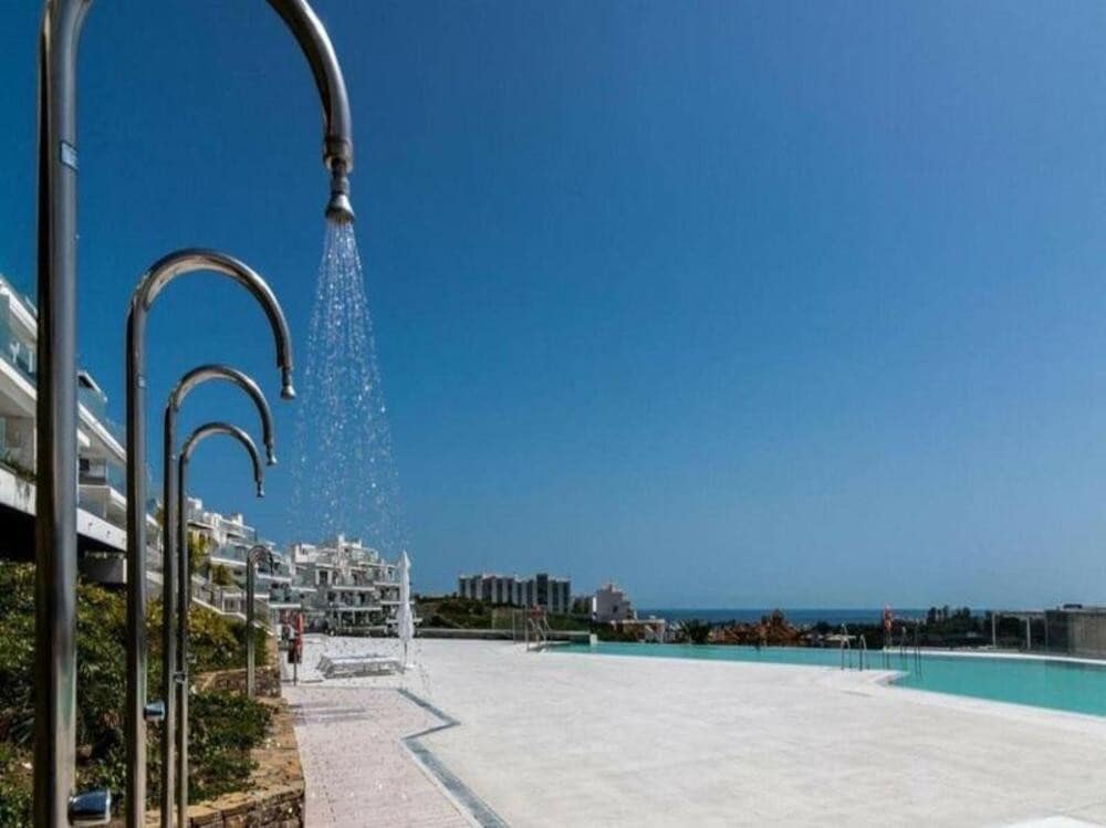 3 soveværelse Byhus til leje i Benahavis med swimmingpool garage - € 3.500 (Ref: 9317148)