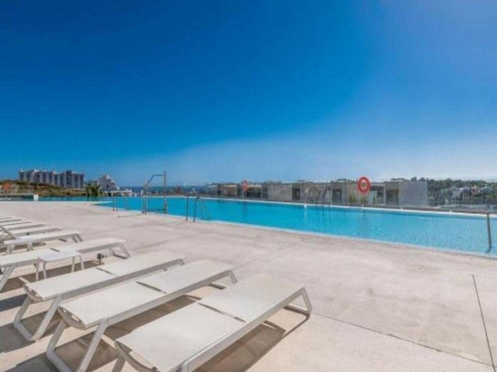 3 soveværelse Byhus til leje i Benahavis med swimmingpool garage - € 3.500 (Ref: 9317148)