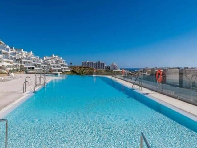 Casa de 3 habitaciones en Cancelada, Estepona en alquiler con piscina garaje - 4.000 € (Ref: 9317148)