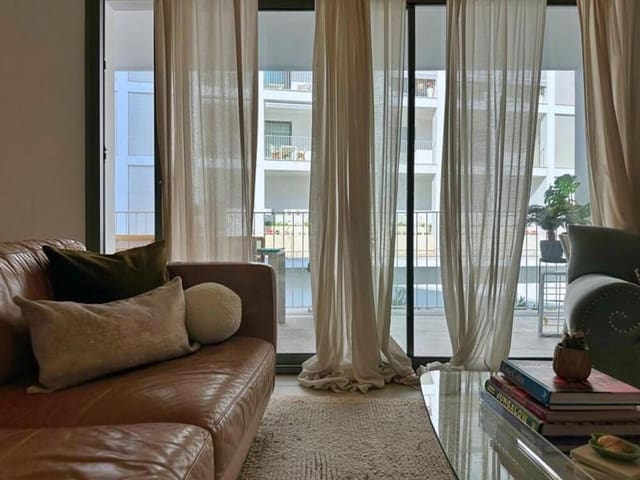 3 makuuhuone Huoneisto myytävänä paikassa San Pedro de Alcántara Pueblo, Marbella mukana uima-altaan 
autotalli - 475 000 € (Ref: 9317151)