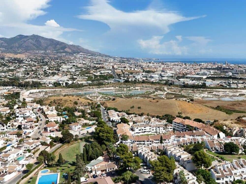 3 bedroom Villa for sale in Mijas Costa with pool garage - € 730,000 (Ref: 9321418)