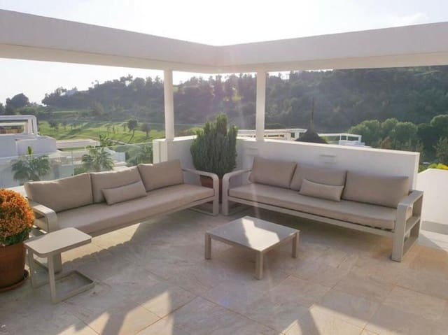 3 camera da letto Attico da affittare in El Paraíso, Benahavís con piscina garage - 4.800 € (Rif: 9321419)