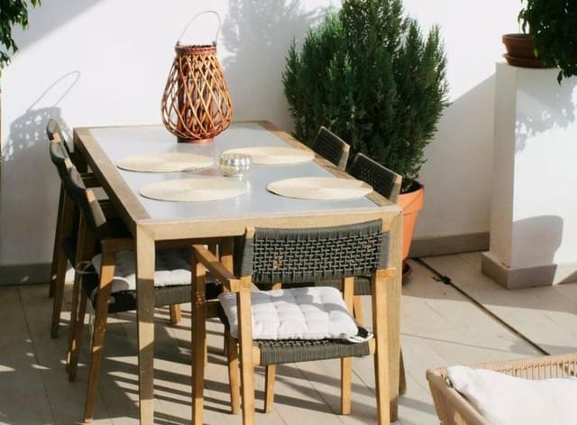 3 slaapkamer Penthouse te huur in El Paraíso, Benahavís met zwembad garage - € 4.800 (Ref: 9321419)