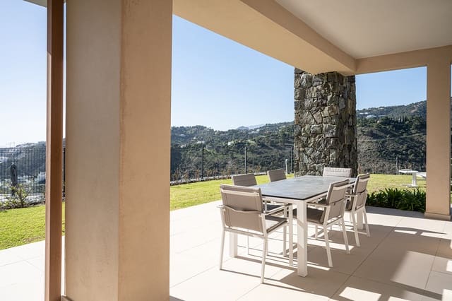 3 chambre Appartement à vendre à La Quinta, Benahavís avec piscine garage - 1 290 000 € (Ref: 9321420)