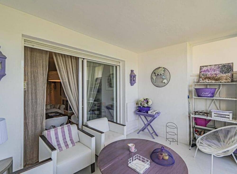 3 Zimmer Apartment zu verkaufen in Estepona mit Pool Garage - 495.000 € (Ref: 9321421)