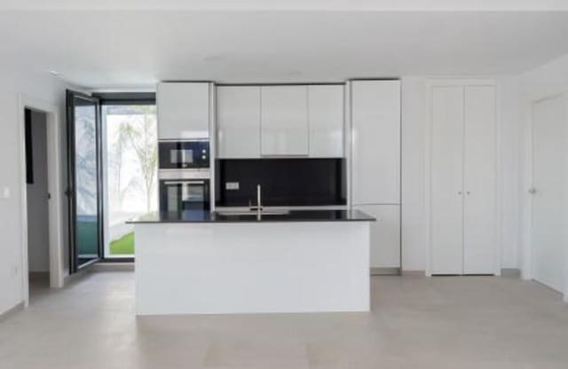 3 chambre Penthouse à vendre à La Quinta, Benahavís avec piscine garage - 1 395 000 € (Ref: 9321423)