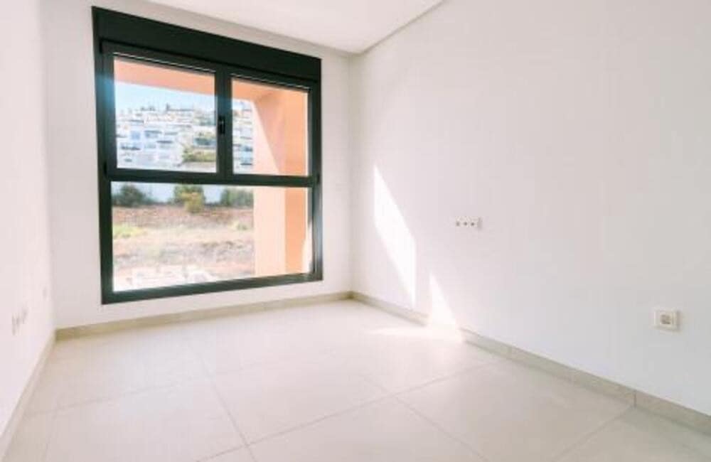 3 bedroom Penthouse for sale in La Quinta with pool garage - € 1,395,000 (Ref: 9321423)