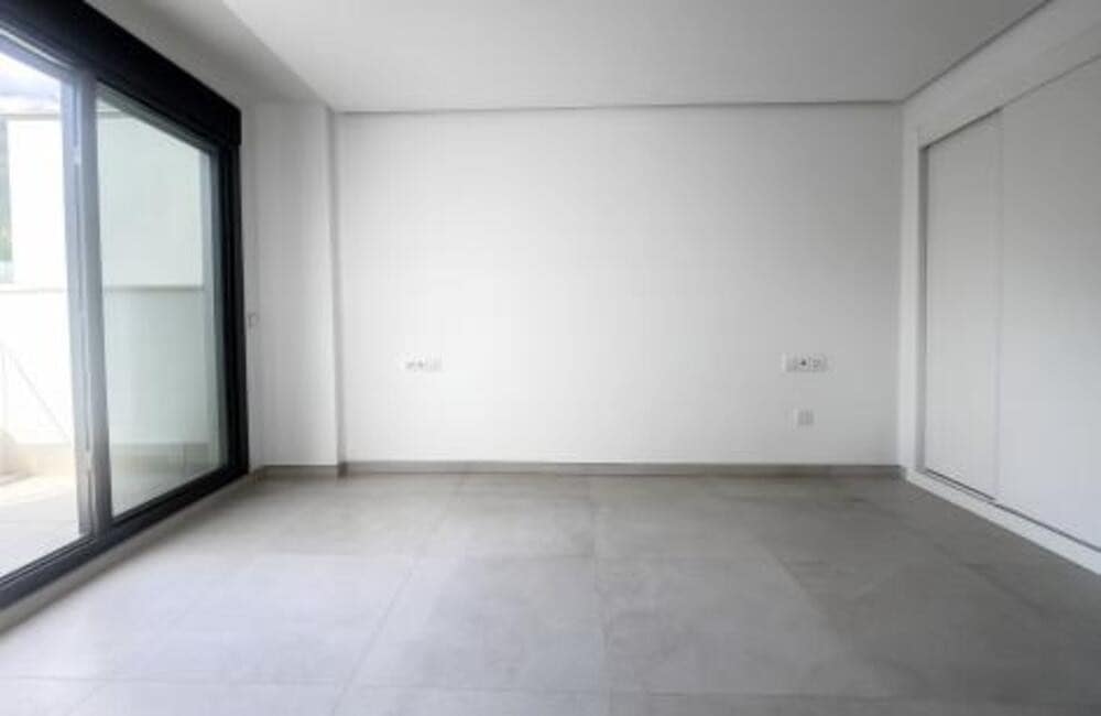 3 bedroom Penthouse for sale in La Quinta with pool garage - € 1,395,000 (Ref: 9321423)