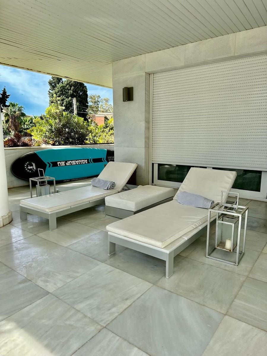3 sovrum Lägenhet att hyra i Marbella med pool garage - 7 500 € (Ref: 9330192)