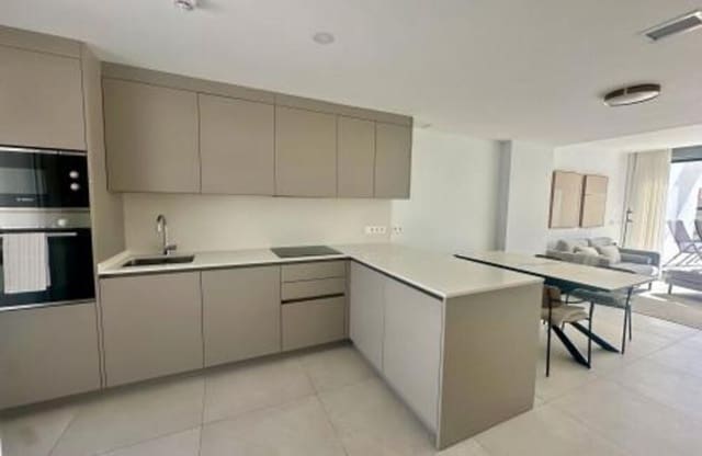 3 camera da letto Attico da affittare in Romana Playa, Marbella con piscina garage - 2.800 € (Rif: 9334346)