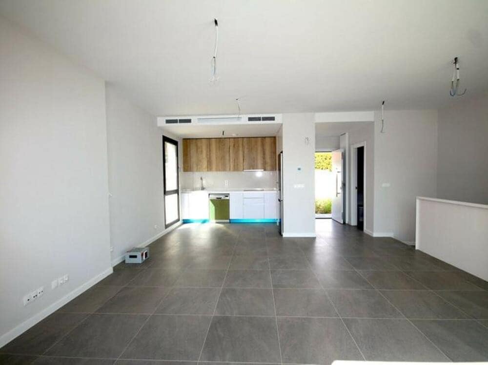 3 chambre Villa/Maison Semi-Mitoyenne à vendre à Riviera del Sol avec piscine garage - 605 000 € (Ref: 9337478)