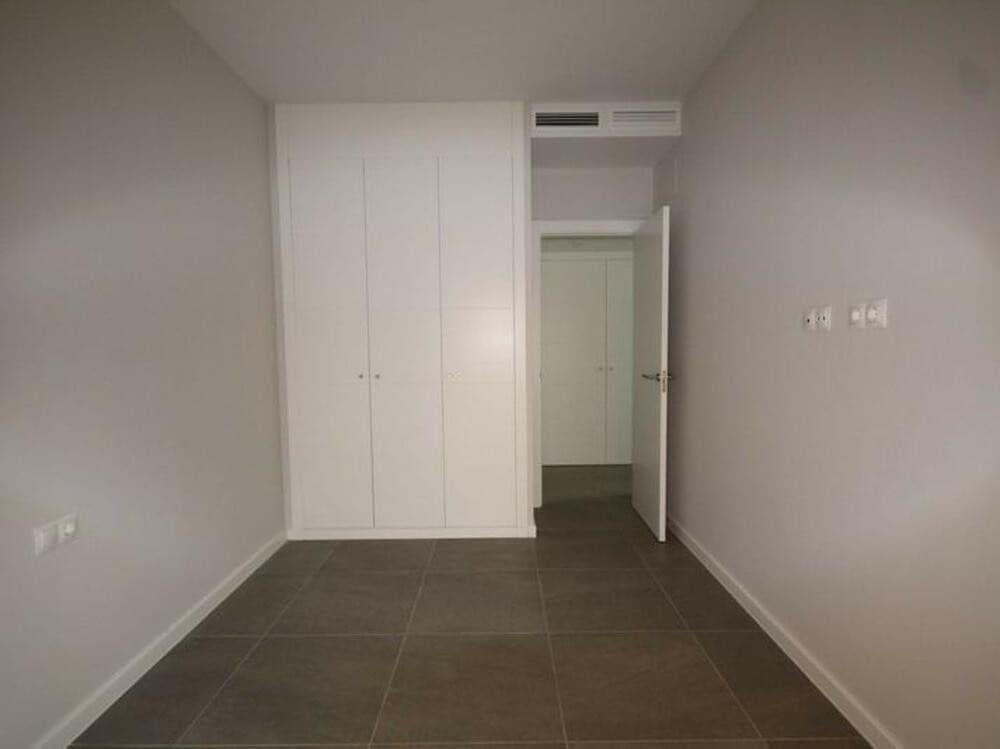 3 chambre Villa/Maison Semi-Mitoyenne à vendre à Riviera del Sol avec piscine garage - 605 000 € (Ref: 9337478)