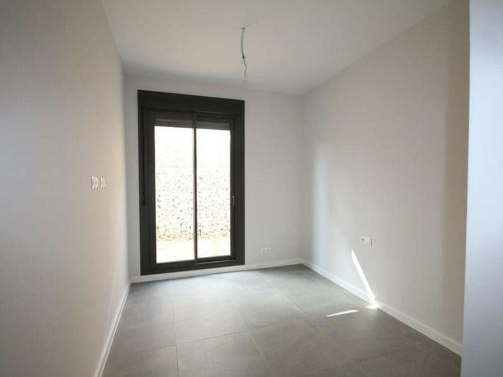 3 chambre Villa/Maison Semi-Mitoyenne à vendre à Riviera del Sol avec piscine garage - 605 000 € (Ref: 9337478)