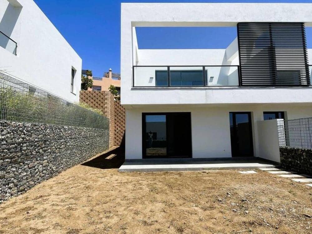 3 chambre Villa/Maison Semi-Mitoyenne à vendre à Riviera del Sol avec piscine garage - 605 000 € (Ref: 9337478)