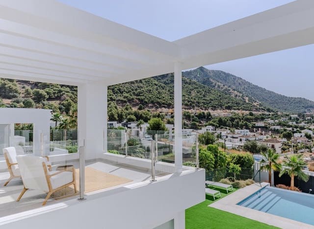 3 camera da letto Villa da affittare in El Higuerón, Fuengirola con piscina garage - 6.000 € (Rif: 9337479)