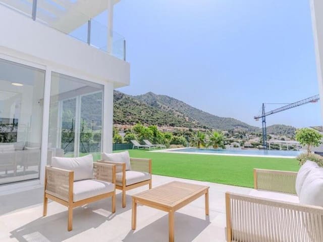 3 camera da letto Villa da affittare in El Higuerón, Fuengirola con piscina garage - 6.000 € (Rif: 9337479)