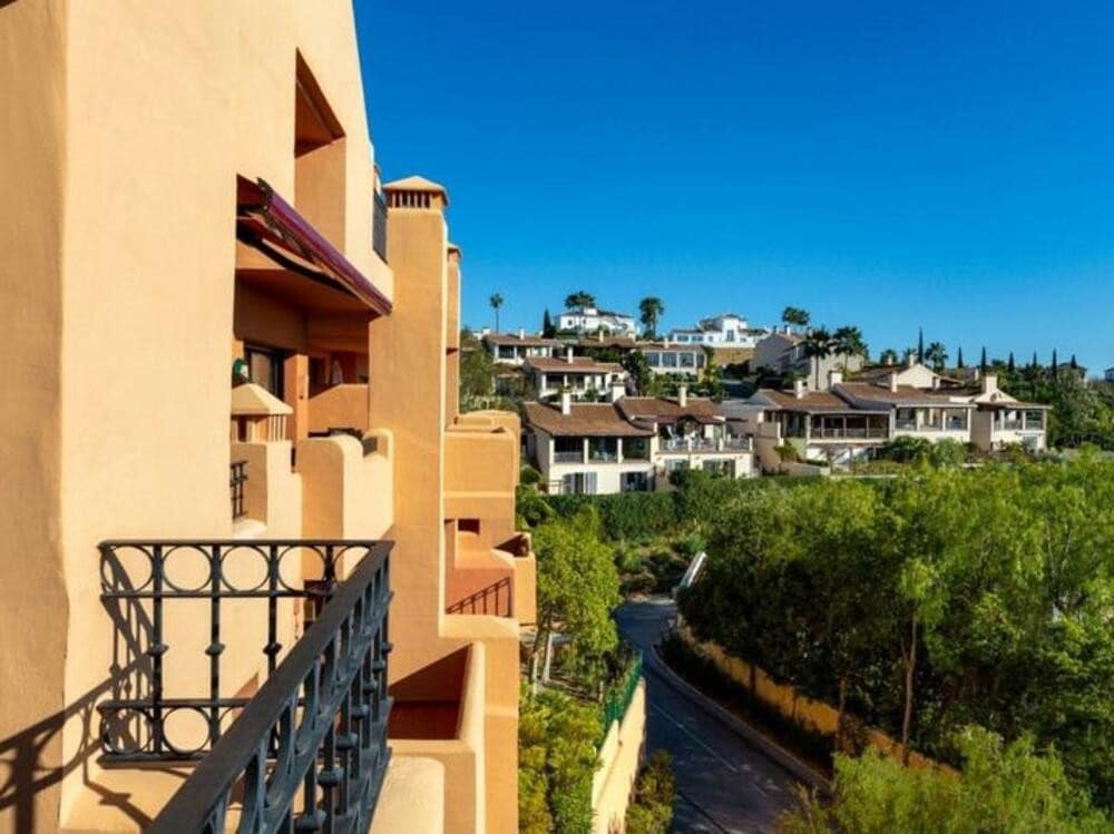 2 camera da letto Appartamento da affittare in Benahavis con piscina - 2.000 € (Rif: 9337480)