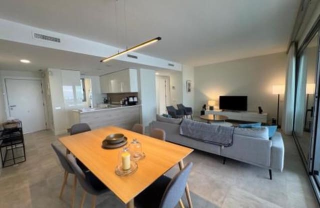 Appartement de 3 chambres à louer à Sotoserena, Estepona avec piscine garage - 2 600 € (Ref: 9337481)