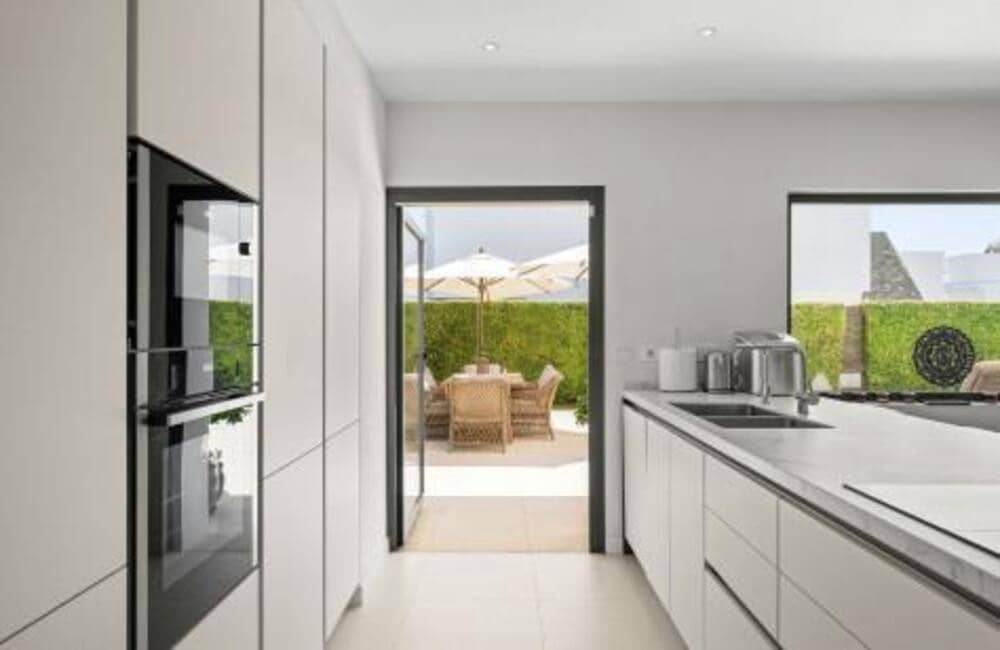 5 sypialnia Willa na sprzedaż w San Pedro de Alcantara z basenem - 2 590 000 € (Ref: 9337482)