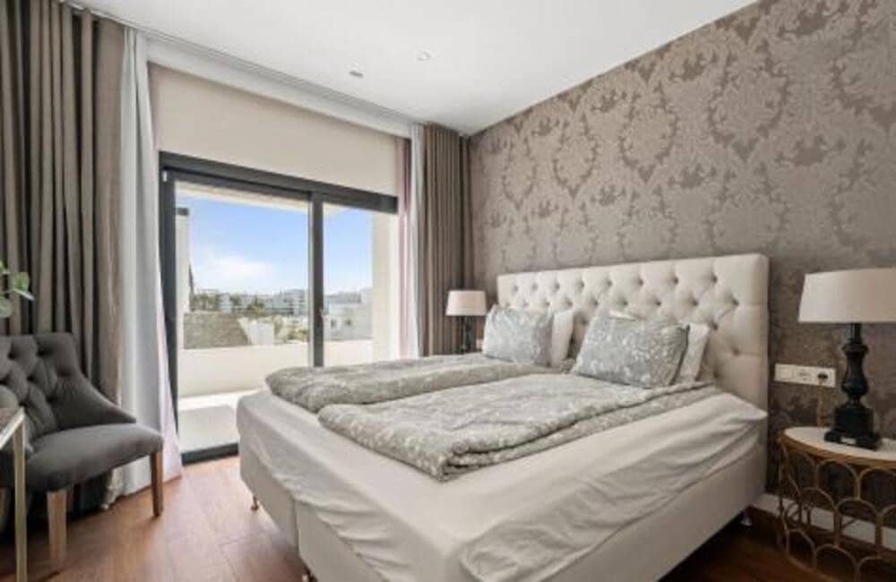 5 sypialnia Willa na sprzedaż w San Pedro de Alcantara z basenem - 2 590 000 € (Ref: 9337482)