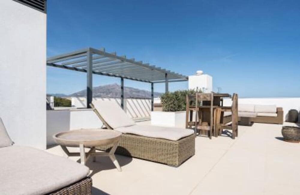 5 sypialnia Willa na sprzedaż w San Pedro de Alcantara z basenem - 2 590 000 € (Ref: 9337482)