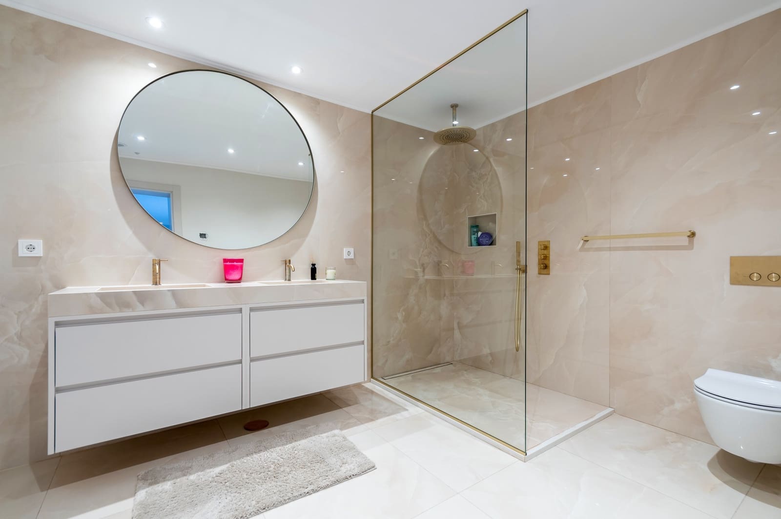 5 soverom Villa til salgs i Marbella med svømmebasseng garasje - € 3 500 000 (Ref: 9340535)