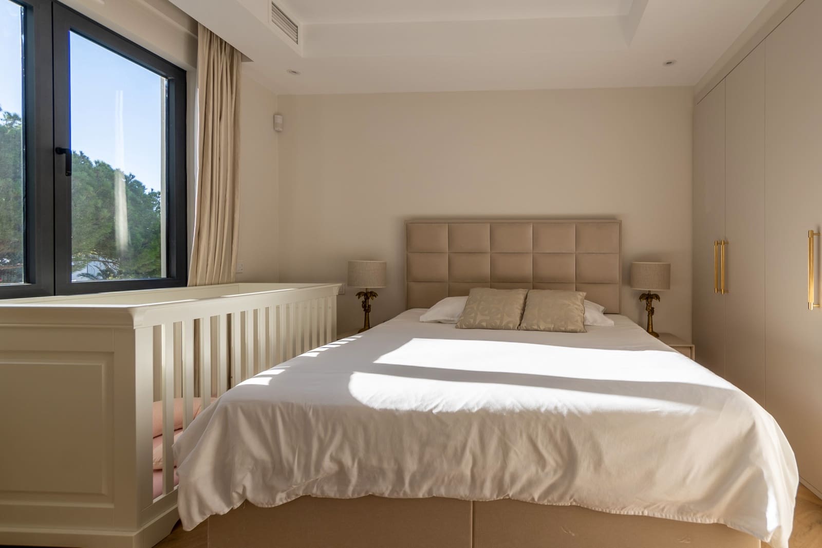 5 soverom Villa til salgs i Marbella med svømmebasseng garasje - € 3 500 000 (Ref: 9340535)