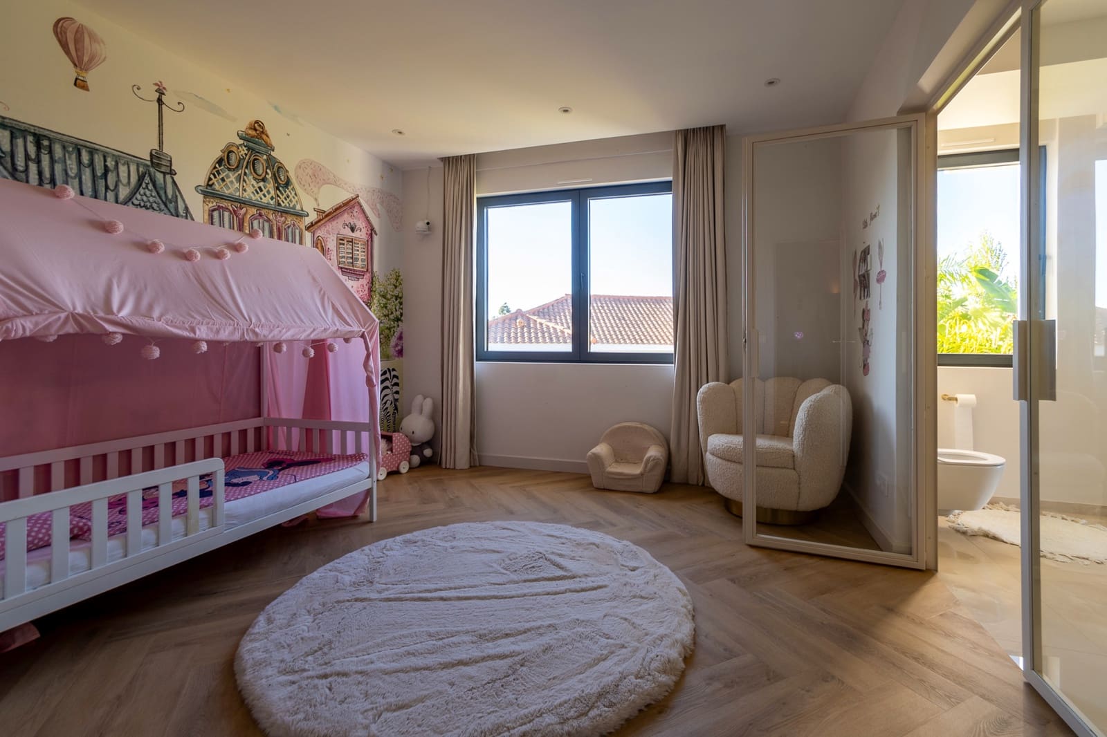 5 soverom Villa til salgs i Marbella med svømmebasseng garasje - € 3 500 000 (Ref: 9340535)